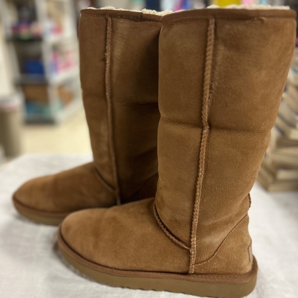 UGG UGGS Women's Boots 9 Classic Knee High Tall Winter Flats Brown Sheepskin. - Picture 3 of 12